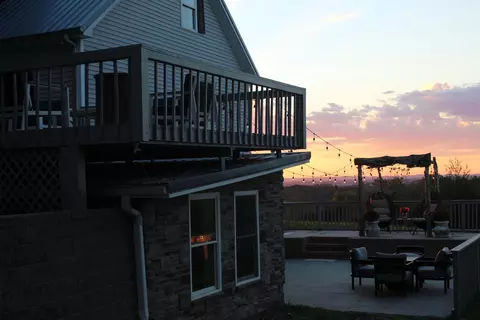 Exterior - 847 Airport Rd, Branson, MO 65616 photo 4 of 7