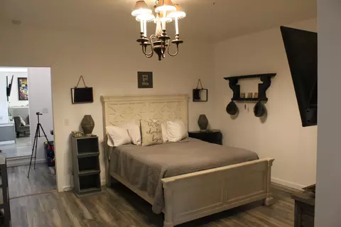 Bedroom - 847 Airport Rd, Branson, MO 65616 photo 5 of 11