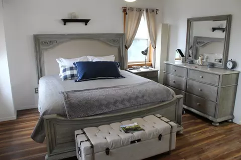 Bedroom - 847 Airport Rd, Branson, MO 65616 photo 1 of 11