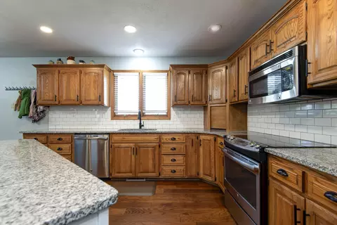 4306 N Willow Rd, Ozark, MO 65721 photo 12