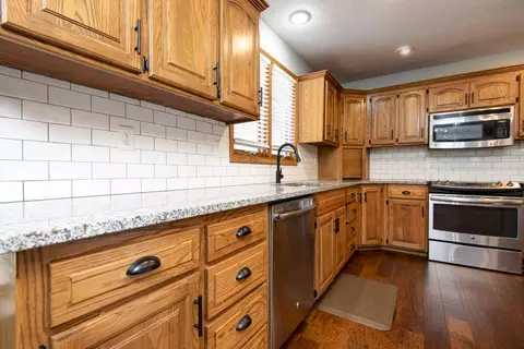 4306 N Willow Rd, Ozark, MO 65721 photo 9