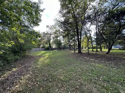 311 S Hickory St, Forsyth, MO 65653 photo 3