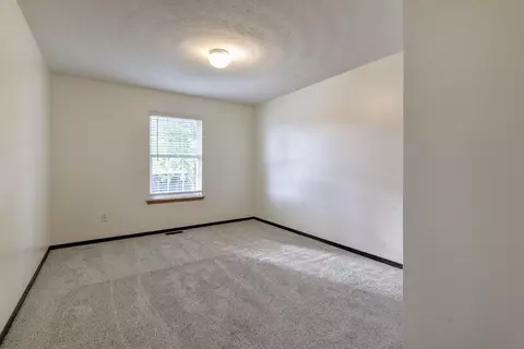 360 Crocodile Ave, Sparta, MO 65753 photo 16