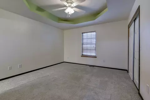 360 Crocodile Ave, Sparta, MO 65753 photo 11