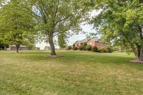 1513 E Peartree Dr, Ozark, MO 65721 photo 4