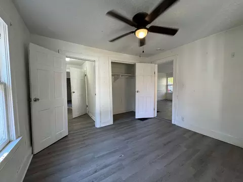 Bedroom - 1700 E Cairo St, Springfield, MO 65802 photo 2 of 4