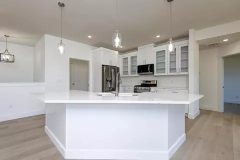 4449 N Toby Ave, Springfield, MO 65803 photo 6