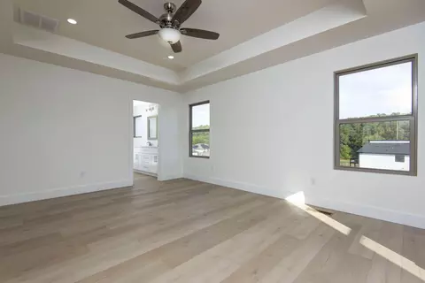 4449 N Toby Ave, Springfield, MO 65803 photo 13