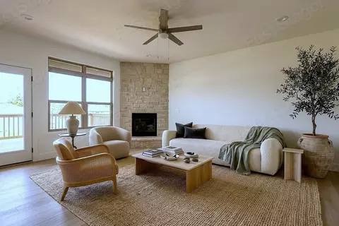 Living - 4449 N Toby Ave, Springfield, MO 65803 photo 2 of 6