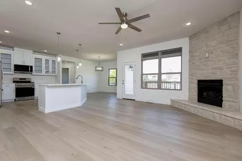 4449 N Toby Ave, Springfield, MO 65803 photo 5