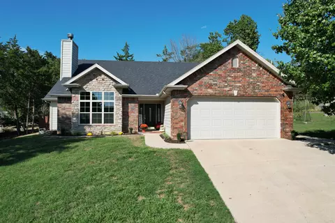 340 Sherry Ln, Branson, MO 65616