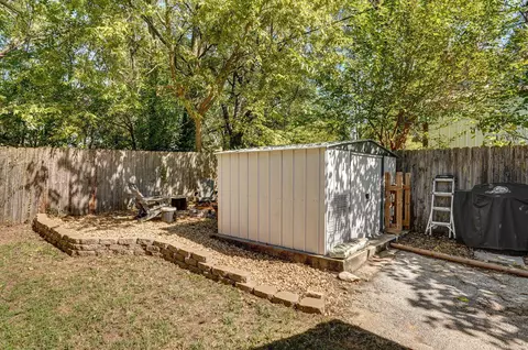 721 W Dale St, Springfield, MO 65803 photo 24