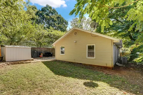 721 W Dale St, Springfield, MO 65803 photo 27