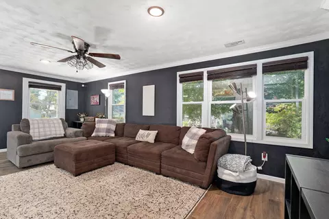 721 W Dale St, Springfield, MO 65803 photo 9