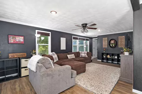 721 W Dale St, Springfield, MO 65803 photo 7