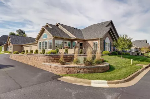 824 E Kings Mead Cir #1, Nixa, MO 65714