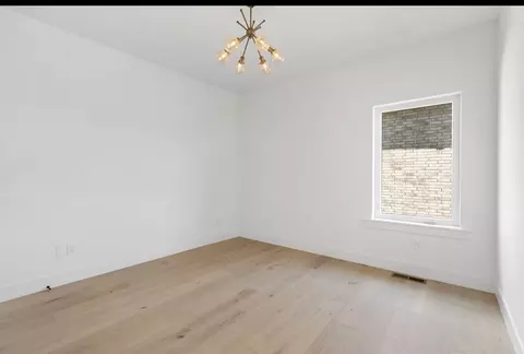 3927 E Woodhue St, Springfield, MO 65802 photo 10