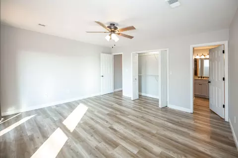 Bedroom - 91 Port Dr #3, Kimberling City, MO 65686 photo 1 of 3