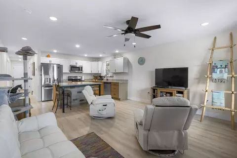 Living - 315 Mccann Rd, Powersite, MO 65731 photo 1 of 2