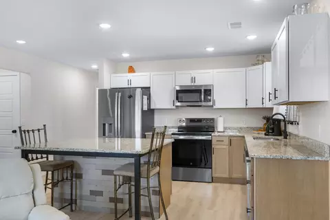 Kitchen - 315 Mccann Rd, Powersite, MO 65731 photo 2 of 5