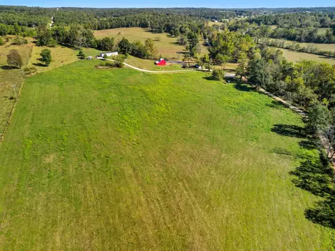 1283 County Road 7320, Caulfield, MO 65626