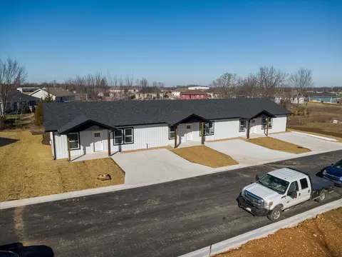 587 Panich St, Pleasant Hope, MO 65725