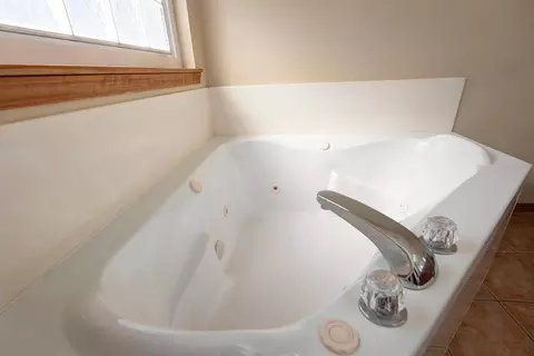 452 Royal Ln, Clever, MO 65631 photo 17