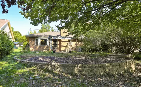 3130 E Meadowmere St, Springfield, MO 65804 photo 17