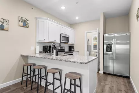 Kitchen - 3002 N Vineyards Terrace Ter #4, Branson, MO 65616 photo 3 of 3