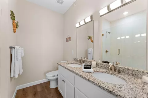 Bath - 3002 N Vineyards Terrace Ter #4, Branson, MO 65616 photo 3 of 3