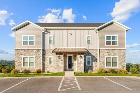 Exterior - 3002 N Vineyards Terrace Ter #4, Branson, MO 65616 photo 1 of 3
