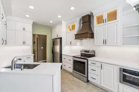 Kitchen - 165 Gloria Ct, Branson, MO 65616 photo 1 of 6