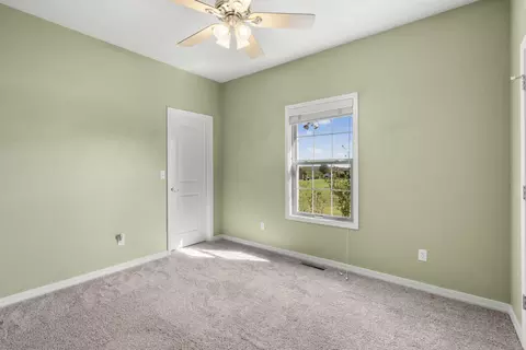 Bedroom - 165 Gloria Ct, Branson, MO 65616 photo 3 of 12