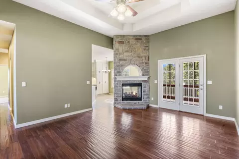 Living - 165 Gloria Ct, Branson, MO 65616 photo 2 of 9