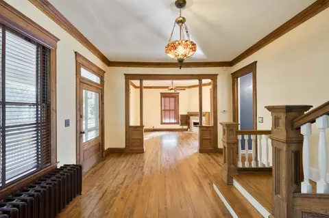 1330 E Walnut St, Springfield, MO 65802 photo 5
