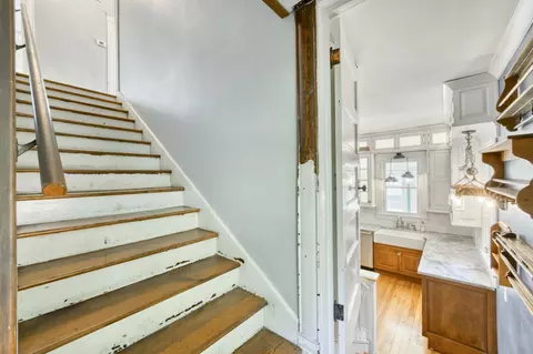 1330 E Walnut St, Springfield, MO 65802 photo 22