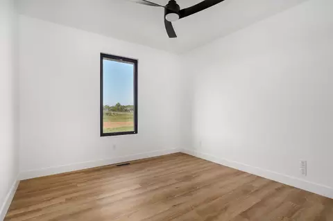 Bedroom - 1837 E Cobblestone Dr, Ozark, MO 65721 photo 5 of 7