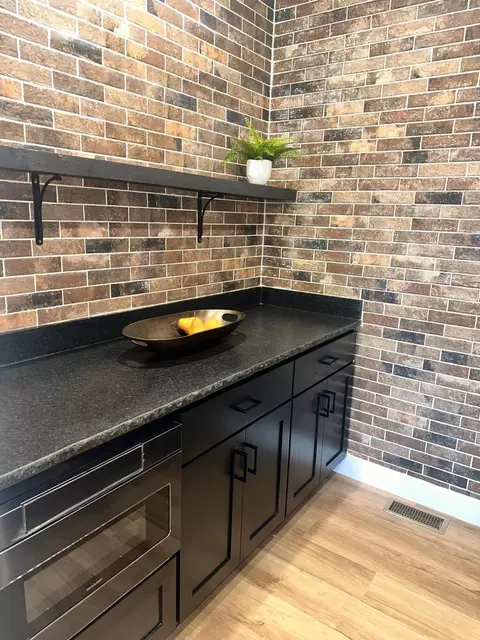 Kitchen - 1837 E Cobblestone Dr, Ozark, MO 65721 photo 11 of 18