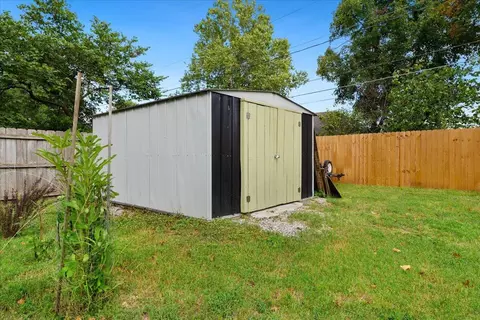 316 S Monterey Ave, Springfield, MO 65802 photo 28