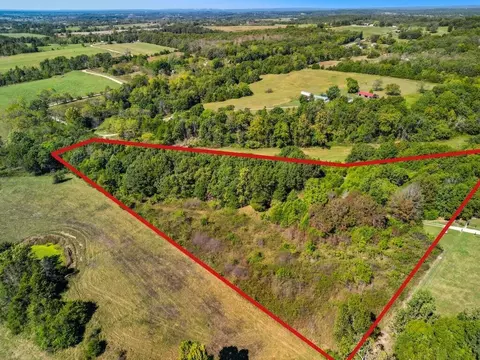 000 Private Drive 4755, Ava, MO 65608