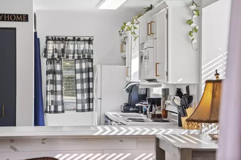Kitchen - 21 Goldfinch Dr #3, Branson, MO 65616 photo 7 of 11