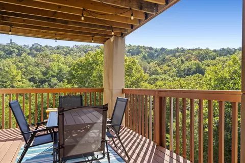 Exterior - 21 Goldfinch Dr #3, Branson, MO 65616 photo 8 of 32