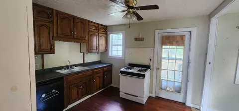 1405 W Meadowmere St, Springfield, MO 65807 photo 8