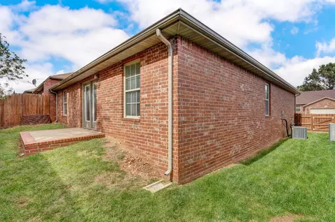 2114 W Swallow St, Springfield, MO 65810 photo 25