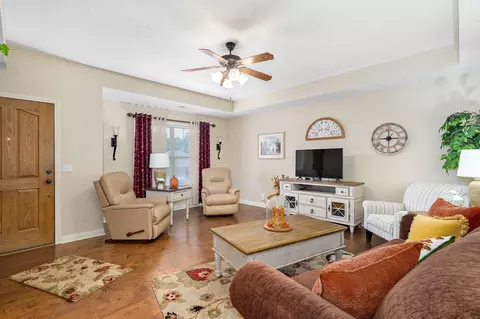 2114 W Swallow St, Springfield, MO 65810 photo 7