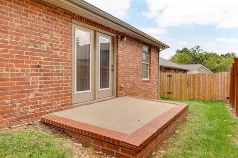 2114 W Swallow St, Springfield, MO 65810 photo 23