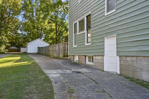 1020 W College St, Springfield, MO 65806 photo 54