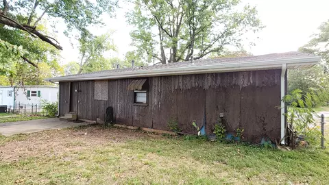 1523 N Western Ave, Springfield, MO 65802 photo 7