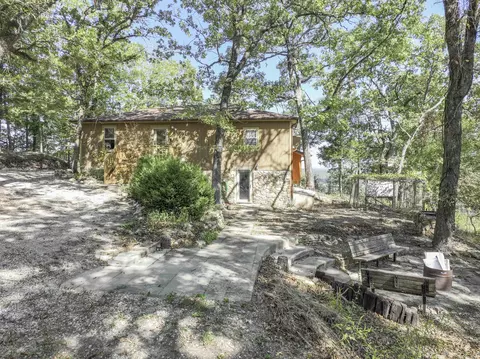 162 Bunny Ln, Cedarcreek, MO 65627