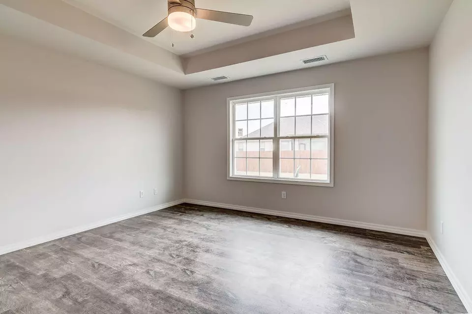Bedroom - 965 S Silverwood Ln, Nixa, MO 65714 photo 3 of 12